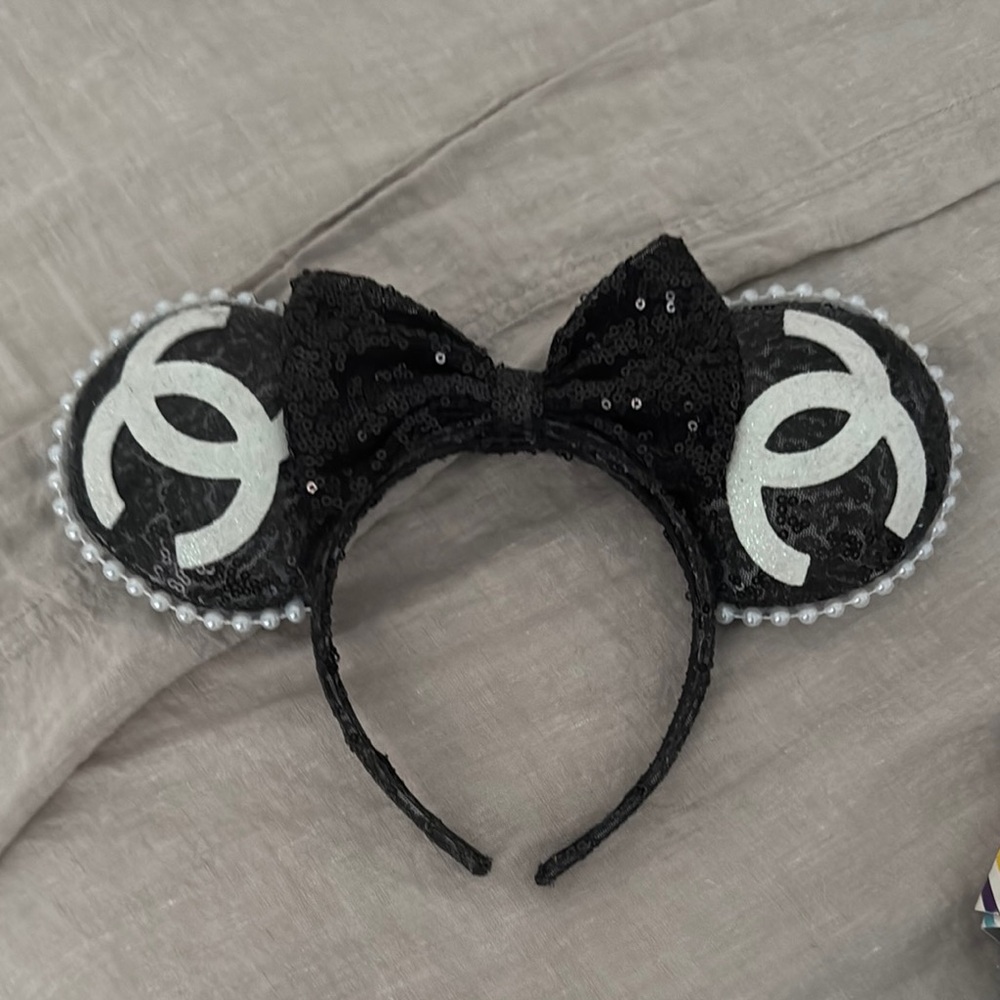 Black Sequin Mouse Ears Headband never used